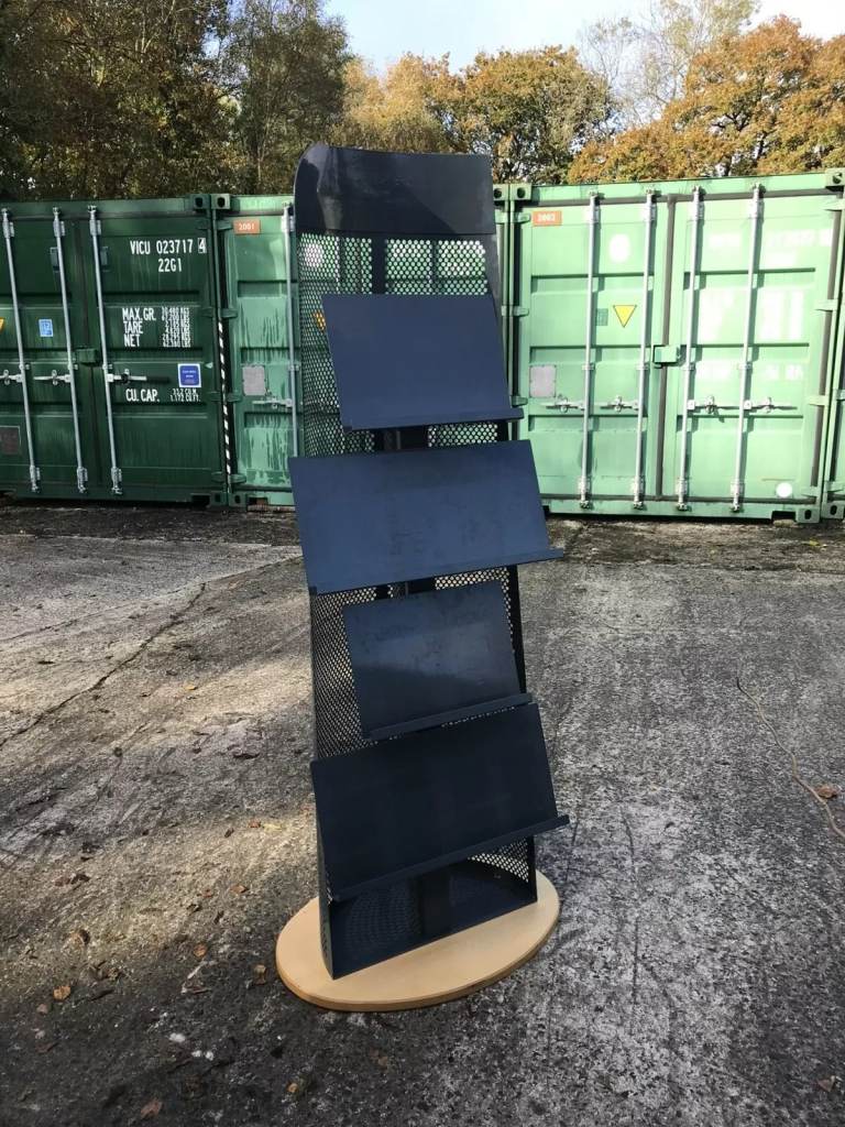 Custom Brochure/POS Automotive Showroom Display Stand