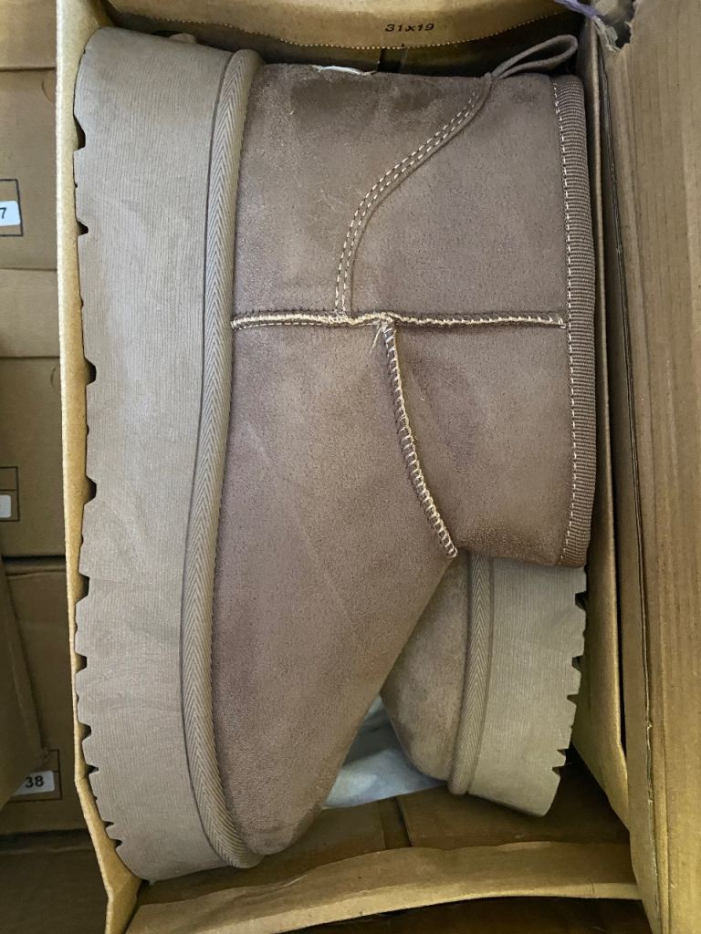 U.g.g. inspired boots/shoes