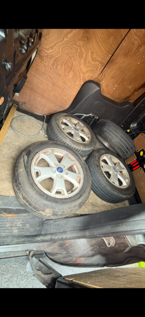 16 inch alloys with tyres