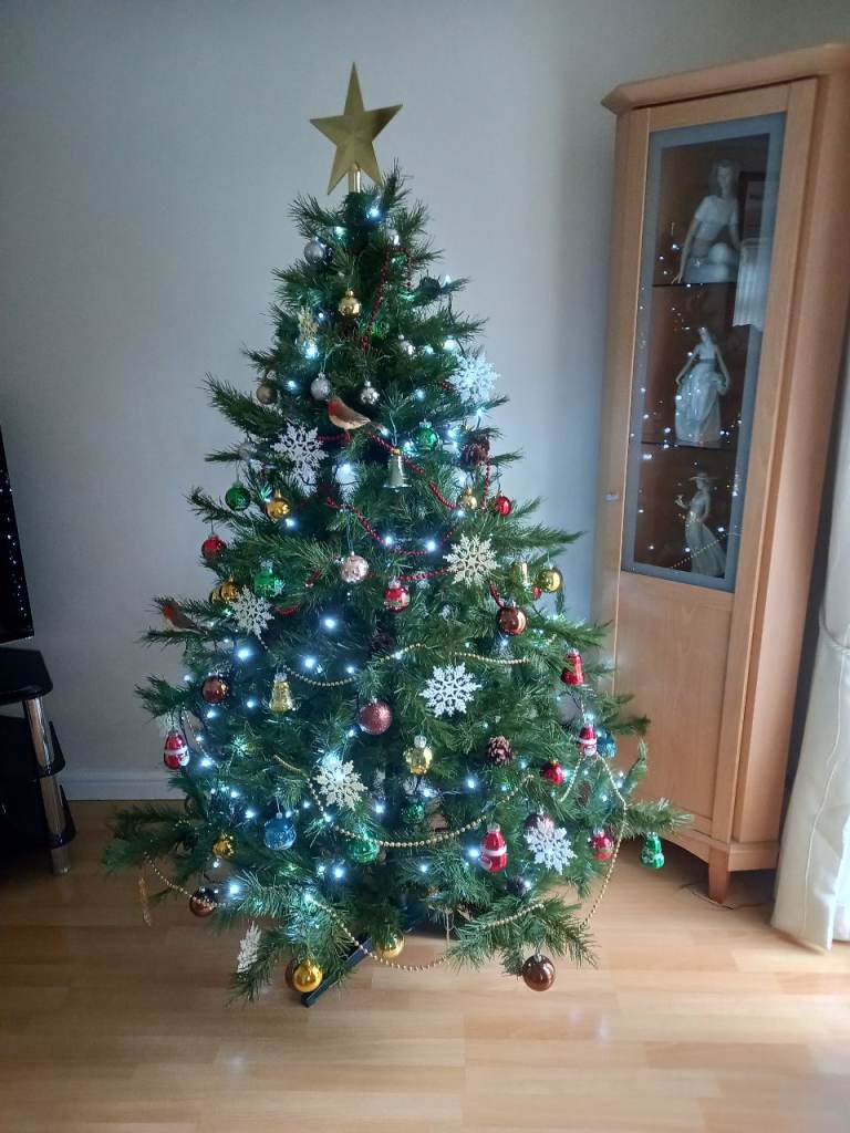 Artificial Christmas Tree with Lights and Decorations – Good Condition