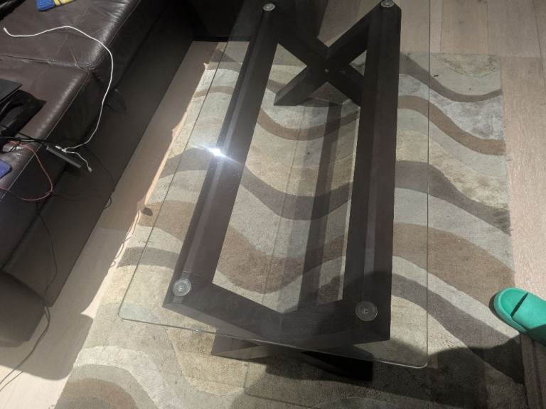 Coffee table Tempered Glass & Mango Wood Base