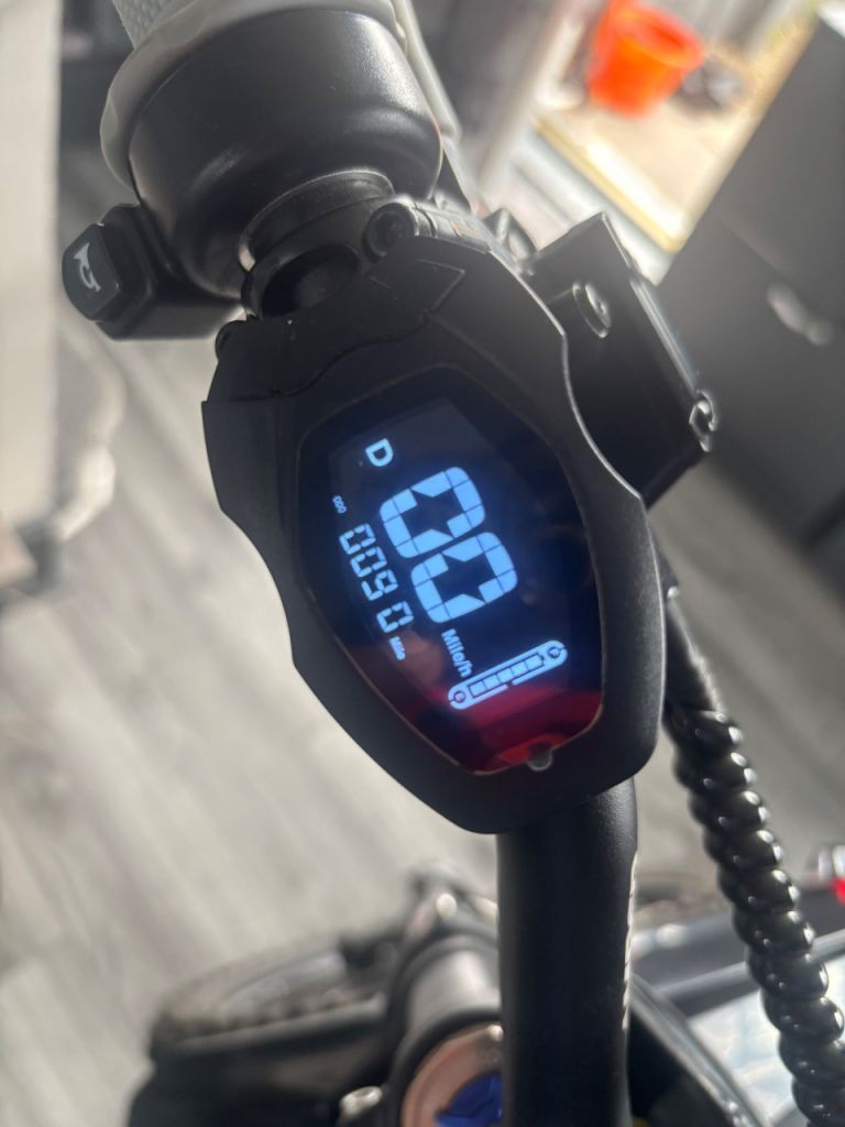 (Swap e-bike/full Sus or gold)E-MX dirt bike fresh as new 