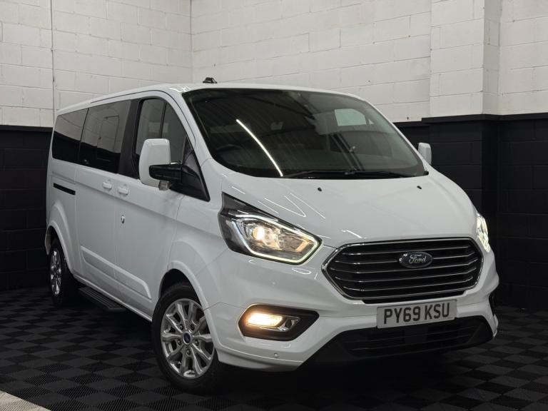 2020 69 FORD TOURNEO CUSTOM 320 ECOBLUE TITANIUM 9 SEATER MINI BUS LWB EURO 6