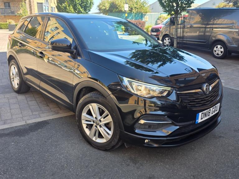 2018 Vauxhall Grandland X 1.2 Turbo SE 5dr HATCHBACK Petrol Manual
