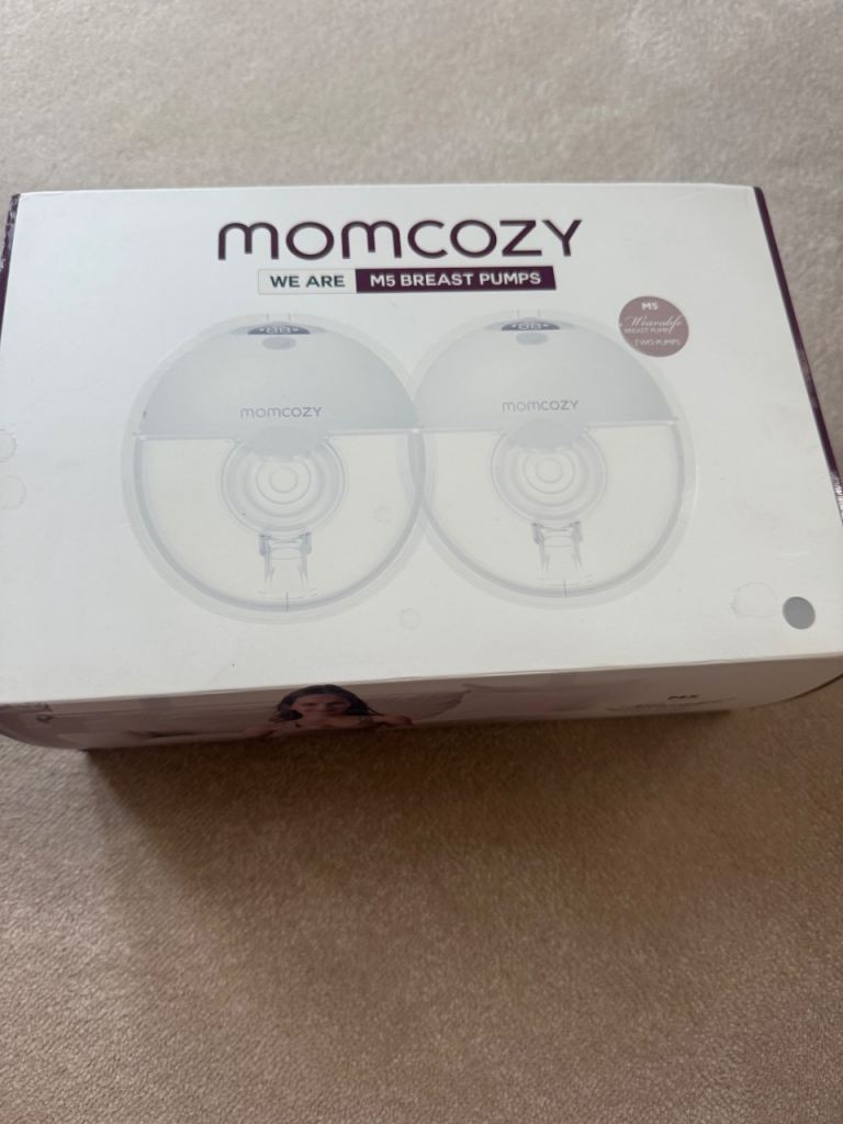 Momcozy M5 Wearable Breast Pumps - New