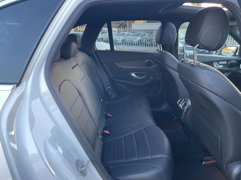 2017 Mercedes-Benz GLC 2.1 GLC250d AMG Line (Premium) G-Tronic 4MATIC Euro 6 (s/s) 5dr ESTATE Die...