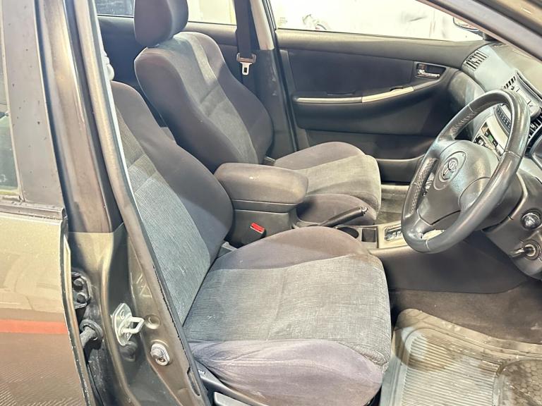 2002 Toyota Corolla 1.6 VVT-i T Spirit 5dr Auto HATCHBACK PETROL Automatic