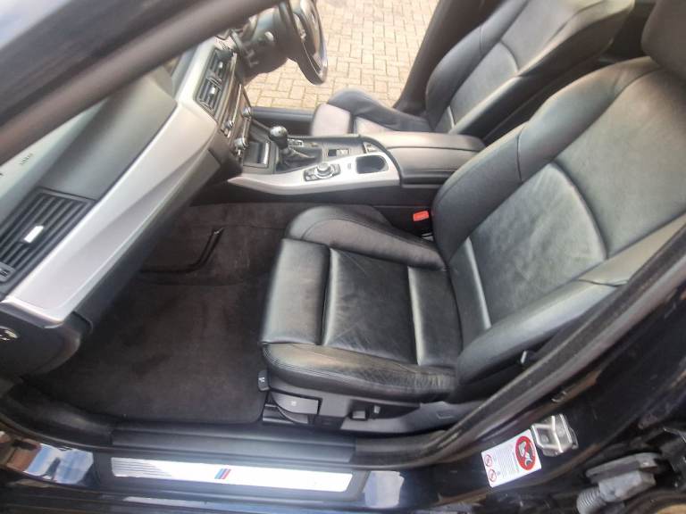 BMW, 5 SERIES,  2..0 520 dM Sport, 2012, Manual, 1995 (cc), 4 doors