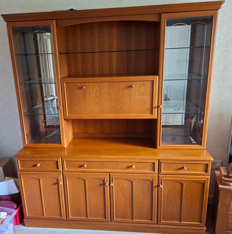 Stag Sandringham Teak Wall Unit – Very Good Condition