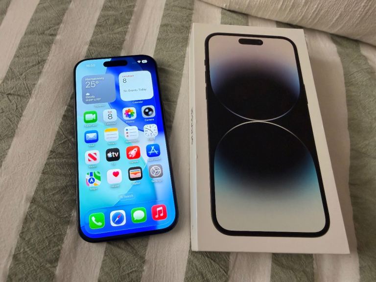 Apple iPhone 16 Pro 128GB - Black Titanium - Unlocked 