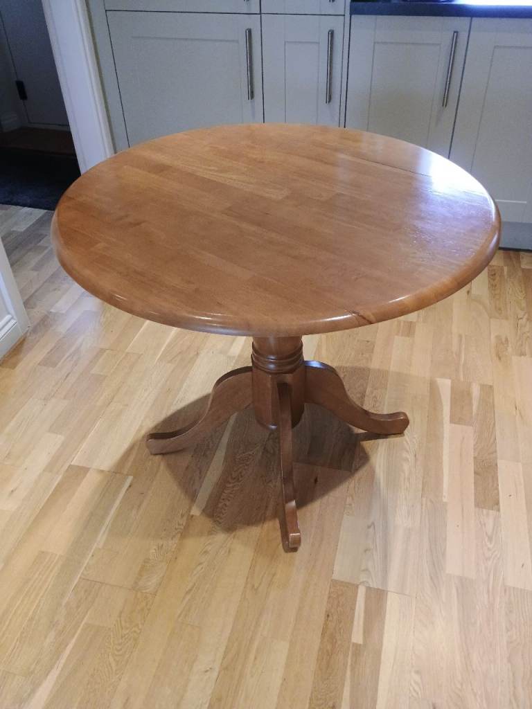 Excellent solid wood round table