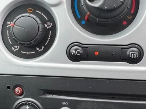 RENAULT CLIO 1.2 16v Expression 2008