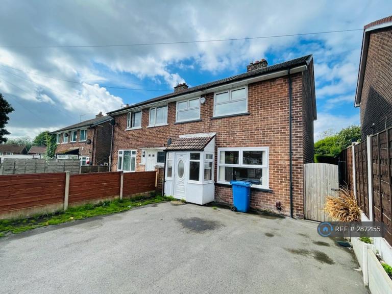 3 bedroom house in Kenyon Way, Manchester, M38 (3 bed) (#2872155)