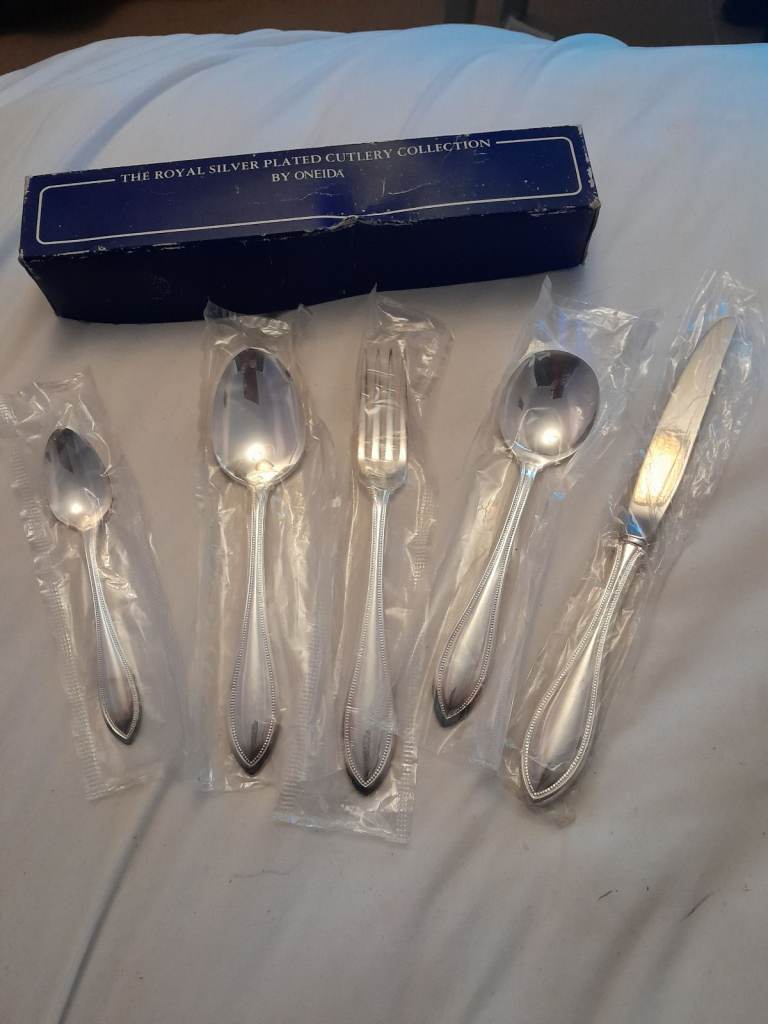 1 piece set of Royal bead collection by Oneida.