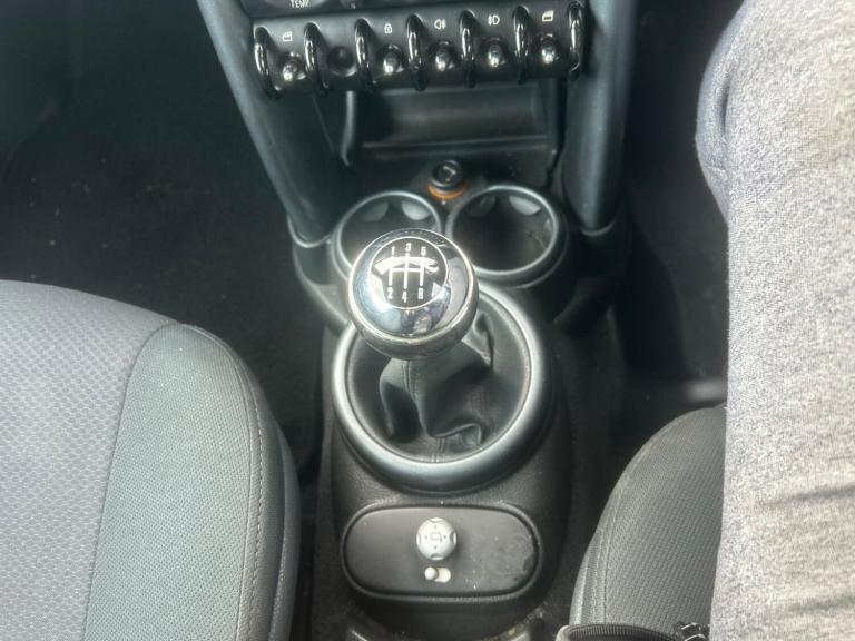 2006 MINI Convertible 1.6 Cooper 2dr/LONG MOT CONVERTIBLE Petrol Manual