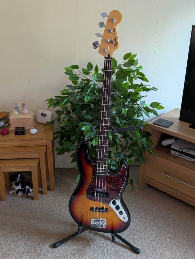 Squier Vintage Modified Jazz Bass 
