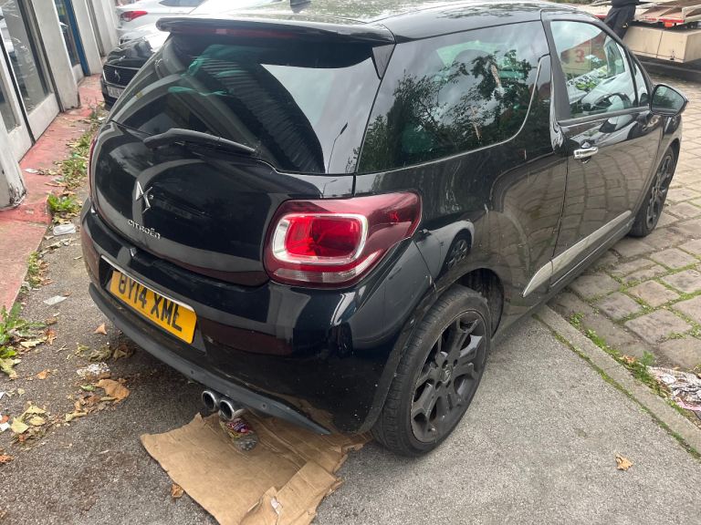 Citroen, DS3, Hatchback, 2014, Manual, 1598 (cc), 3 doors