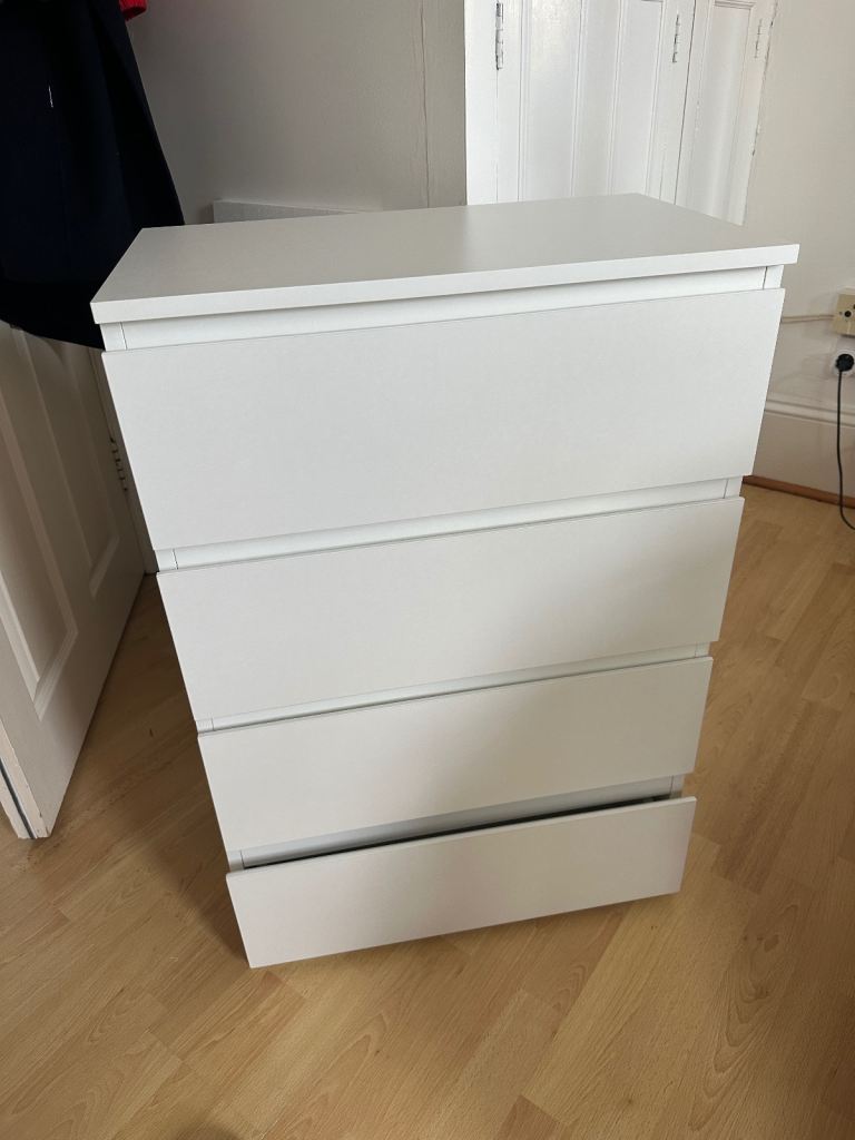 (NEW) Chest of drawers
