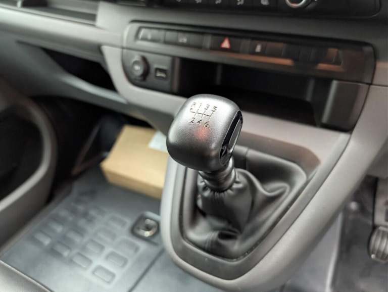 2018 Citroen Dispatch 1.6 BlueHDi 1000 Enterprise M Panel Van 6dr Diesel Manual FWD 2 Euro 6 (s/s...