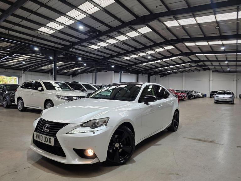 2013 Lexus IS 2.5 300h Premier E-CVT Euro 5 (s/s) 4dr SALOON Petrol/Electric Hybrid Automatic