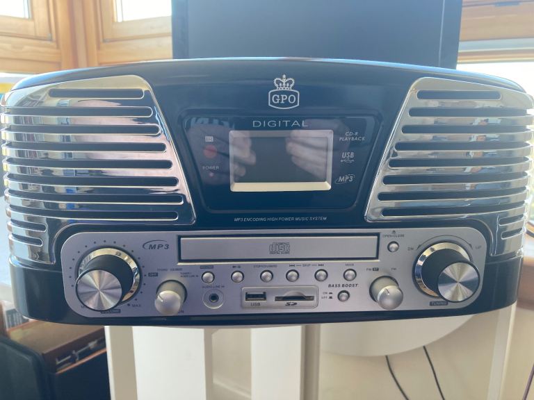 GPO Digital Record Player Turntable with CD and MP3 – Good Condition