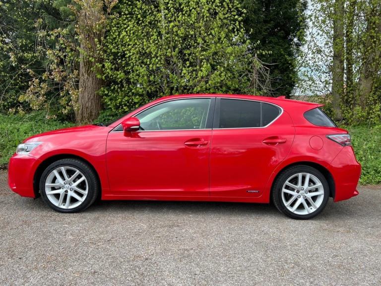 Lexus, CT, Hatchback, 2016, Advance CVT automatic 1798 (cc), 5 doors