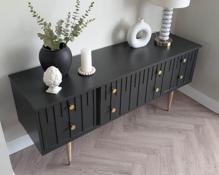 image for Low level sideboard TV unit