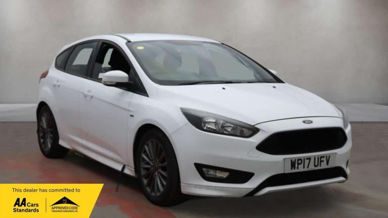 2017 Ford Focus 1.0T EcoBoost ST-Line Hatchback 5dr Petrol Manual Euro 6 (s/s) (125 ps) Hatchback...