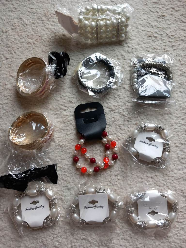 Bundle of 10 new bracelets for £4.  Buyer to collect. 