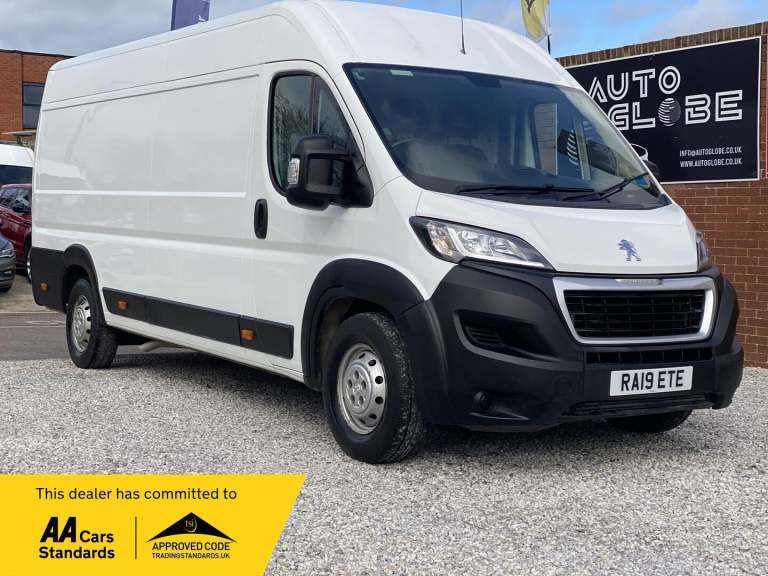 2019 Peugeot Boxer 2.0 BlueHDi 435 Professional L4 H2 Euro 6 5dr PANEL VAN Diesel Manual