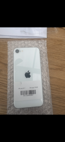 Apple iPhone SE 2 128GB – White, Good Condition | in Basford