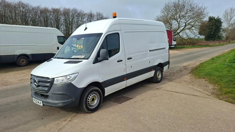 2020 Mercedes-Benz Sprinter 316cdi UTILITIES COMPRESSOR 7TON TRAIN WEIGHT  PANEL VAN Diesel Manual