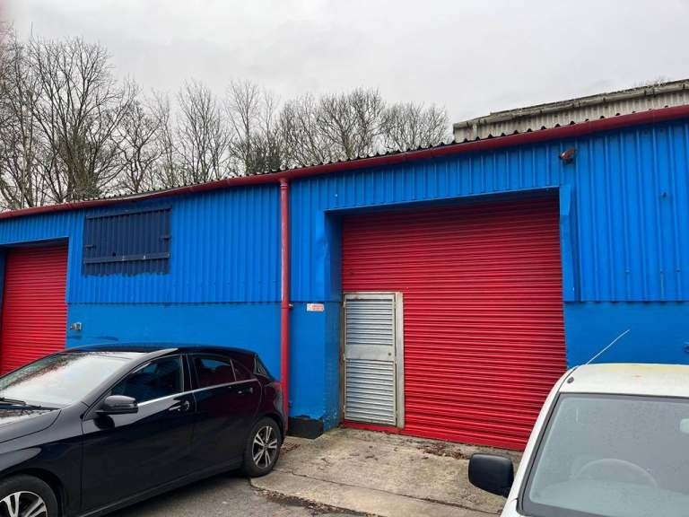 Suitable for motor trade, production, manufacturing, storage and distribution, no deposit!