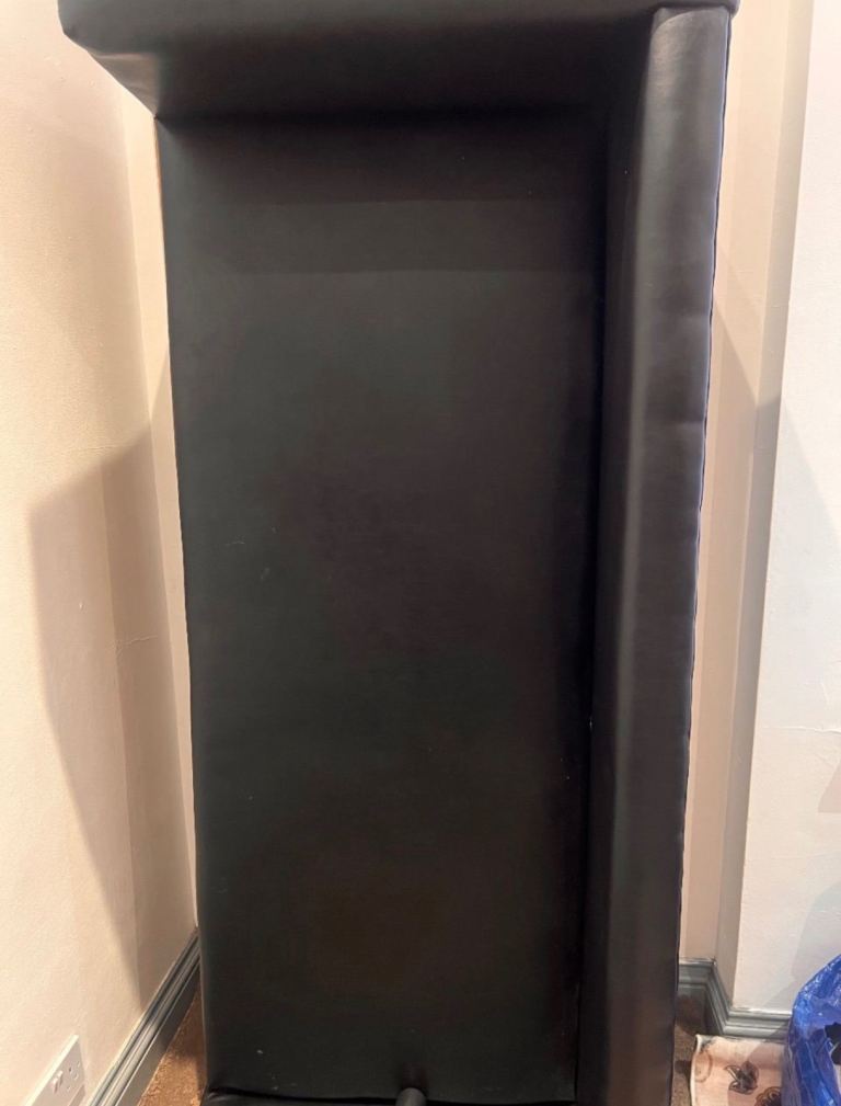 Free sofa set, brand new unused