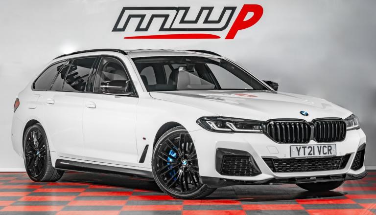 2021 BMW 5 Series 530d xDrive MHT M Sport 5dr Auto M-Performance Kit - Immaculate ESTATE Diesel A...