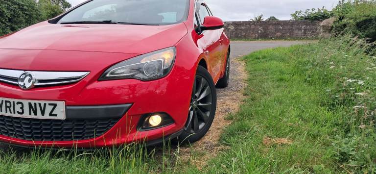 Vauxhall, ASTRA GTC, Hatchback, 2013, Manual, 1956 (cc), 3 doors