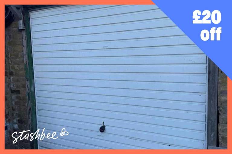 Garage to rent in London (E5) | Stashbee