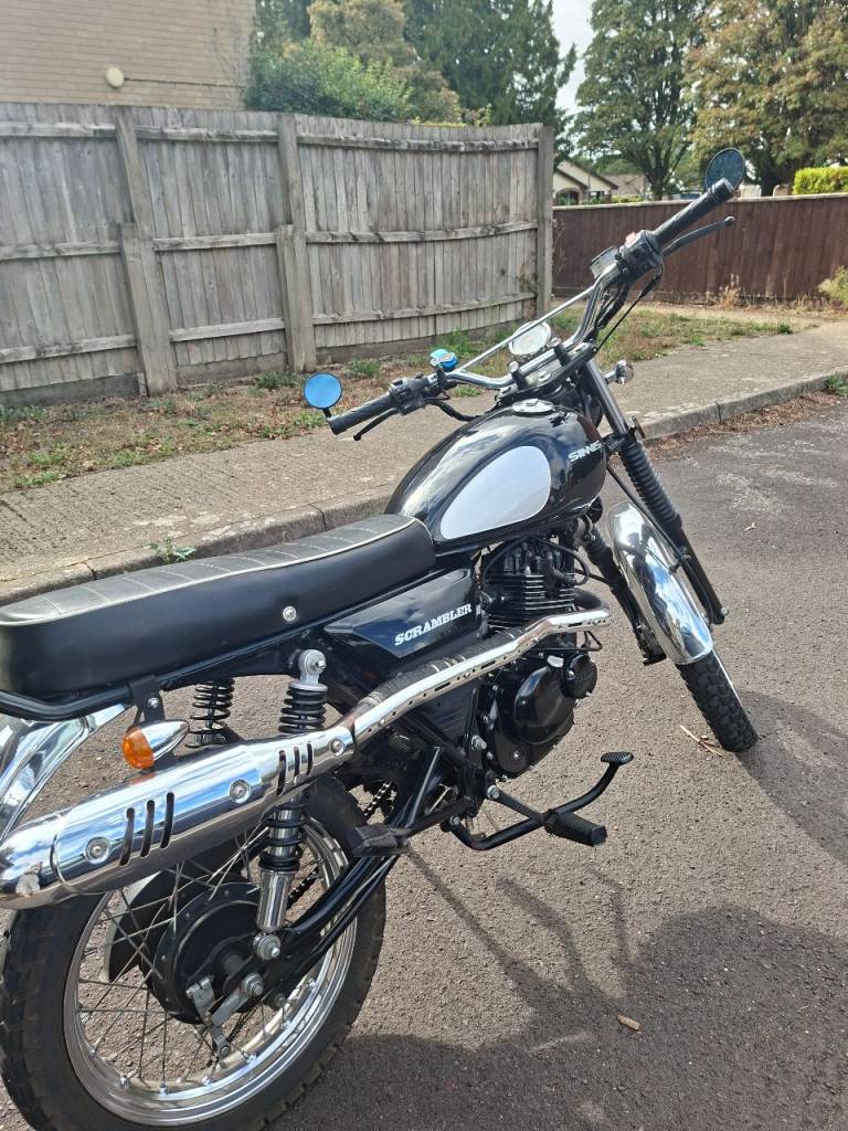 Sinnis, SCRAMBLER, 2016, 125 (cc)