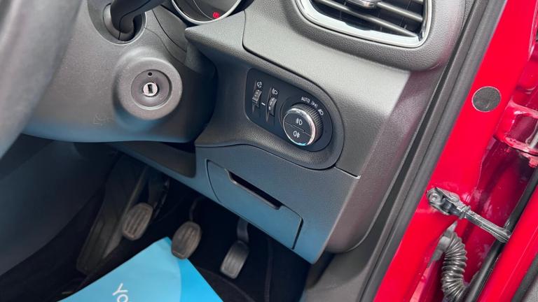 2021 Vauxhall Grandland X 1.5 Turbo D SRi Nav 5dr HATCHBACK Diesel Manual