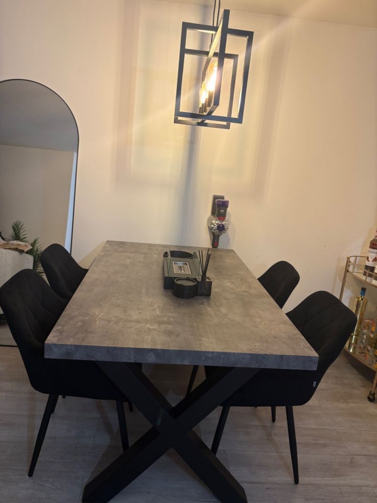 Modern Industrial Dining Table & 4 Black Chairs – £120