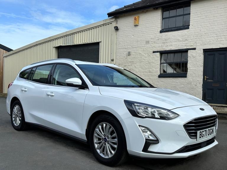 2021 71 Ford Focus 1.0T EcoBoost (125) MHEV Titanium Auto Estate Frozen White