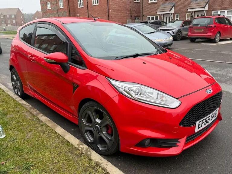 FORD FIESTA 1.6T EcoBoost ST-2 Euro 6 3dr 2016