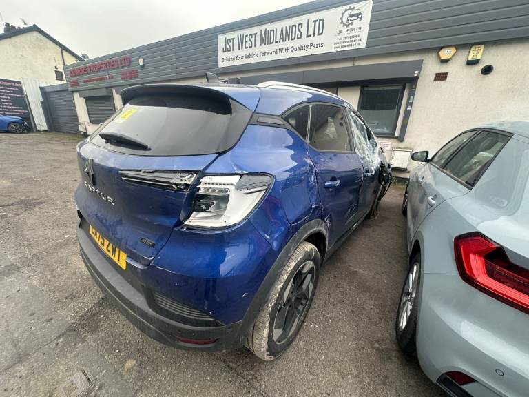 2025 RENAULT CAPTUR  TECHNO E-TECH  MK2 (Ph1) (HJB) 1.8  PETROL/ELECTRIC BREAKING FOR PARTS