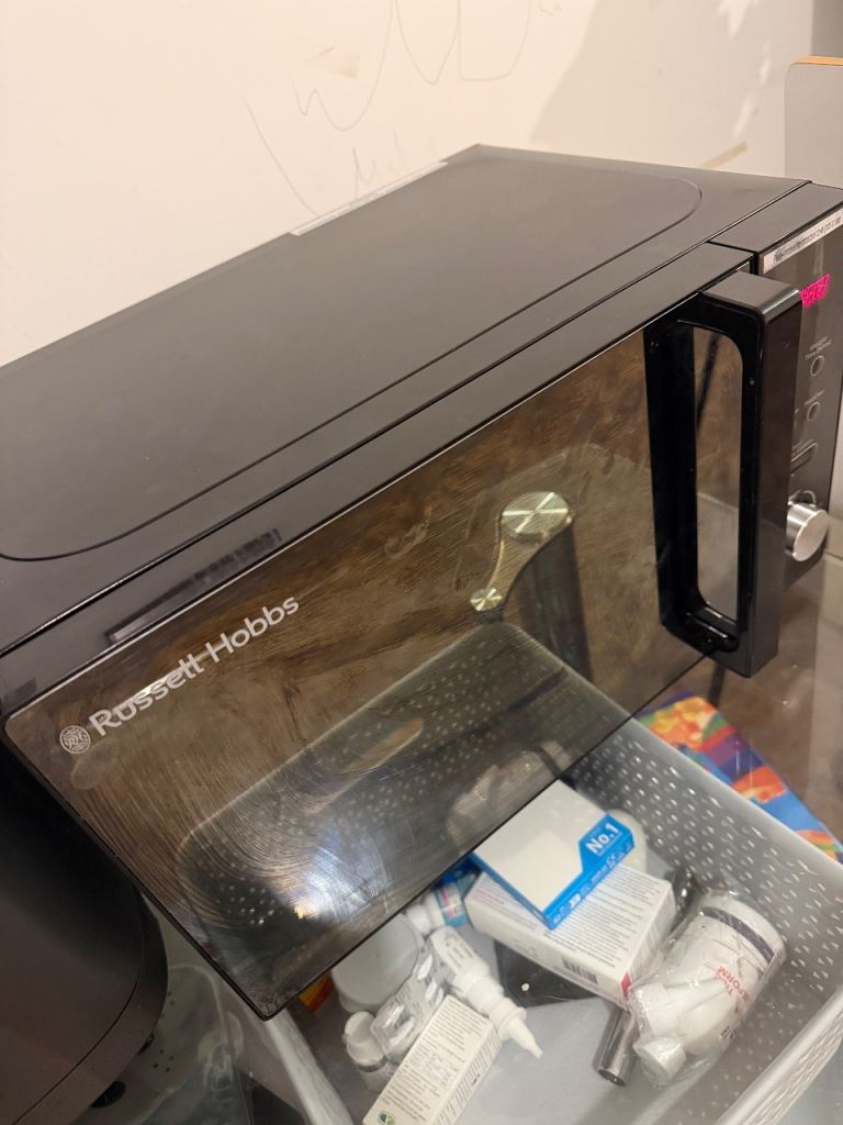 Russell Hobbs Microwave 