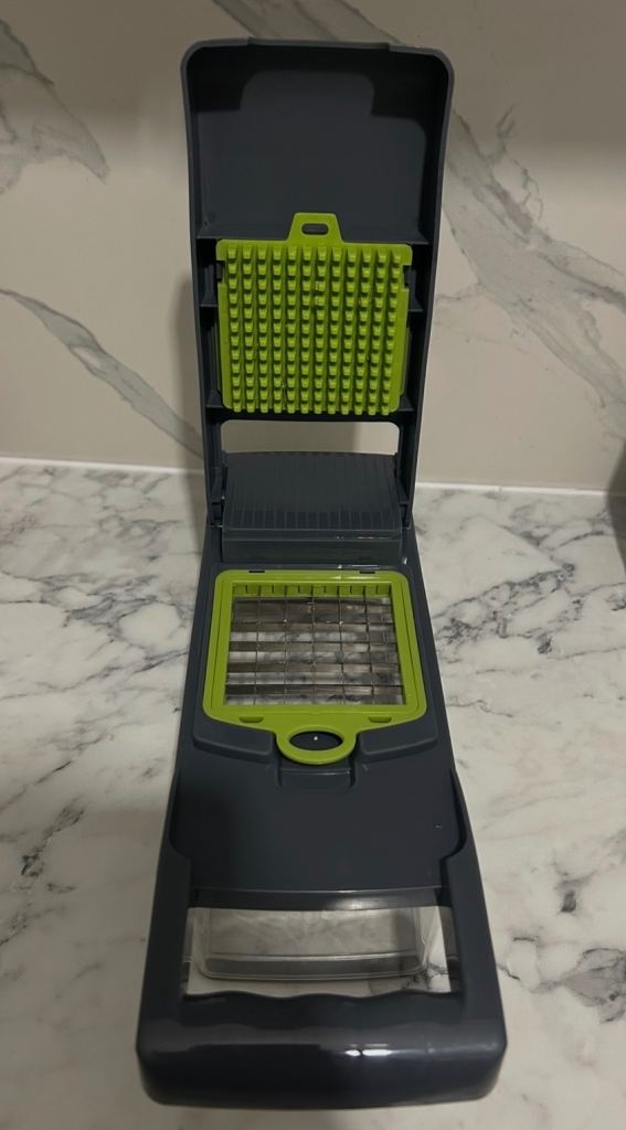 16 in 1 Vegetable Chopper Salad Fruit Mandolin Slicer Food Dicer Cutter Peeler