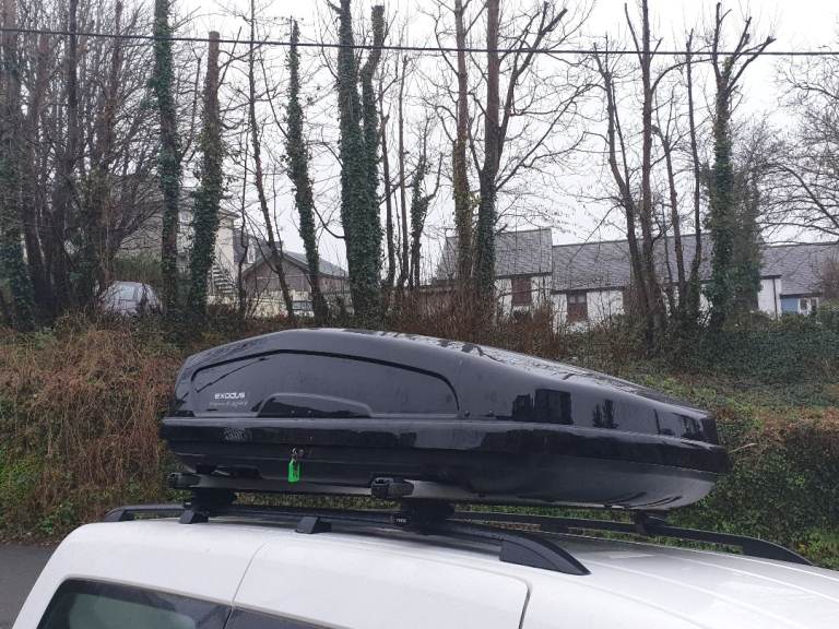 THULE EXODUS 470LITRES BLACK ROOF BOX 