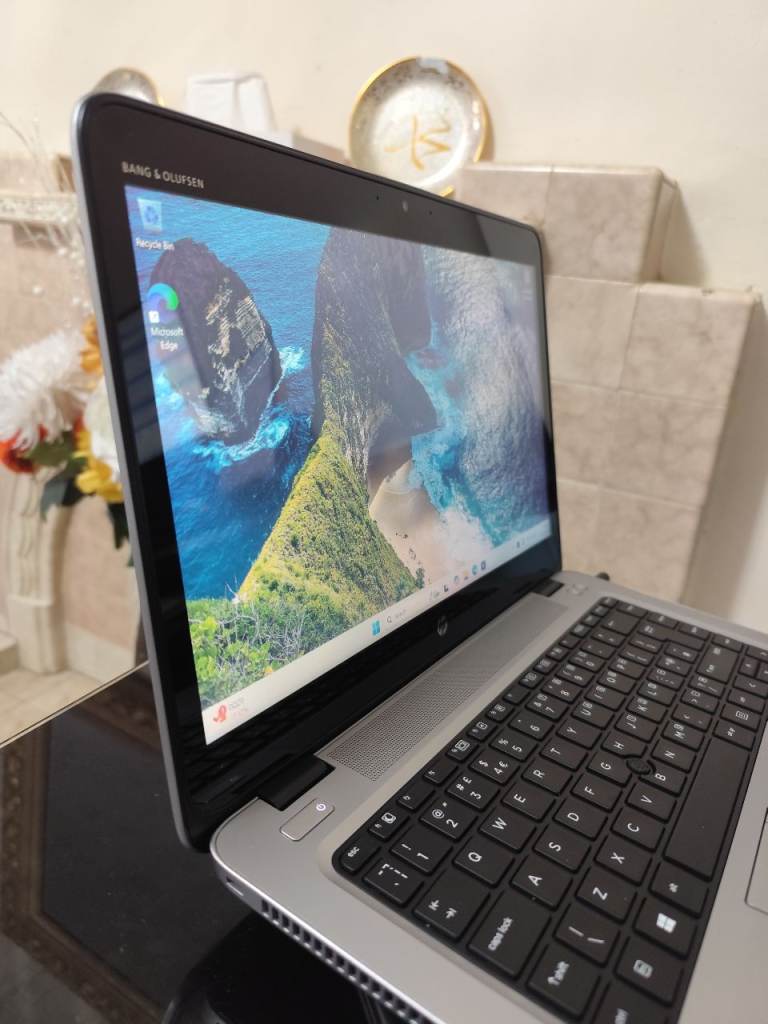 HP EliteBook TOUCH screen Laptop, B&O, Intel Core i5, 256 GB SSD OFFICE 365