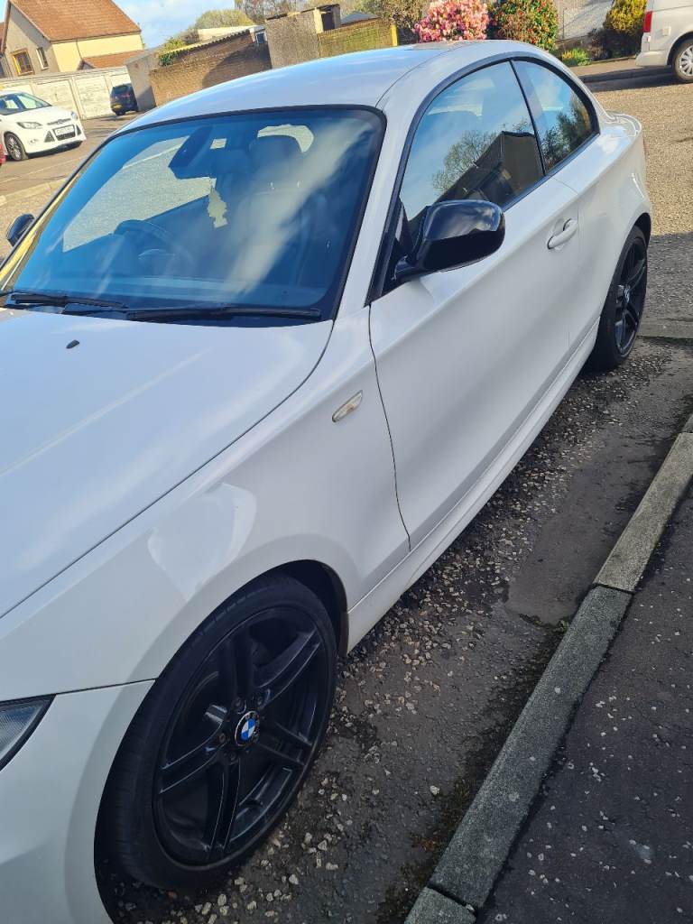 BMW, 1 SERIES, Coupe, 2013, Manual, 1995 (cc), 2 doors