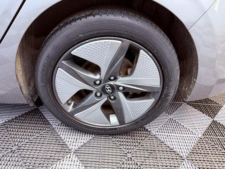 2019 Hyundai IONIQ 1.6 h-GDi 1st Edition DCT Euro 6 (s/s) 5dr HATCHBACK Petrol/Electric Hybrid Au...