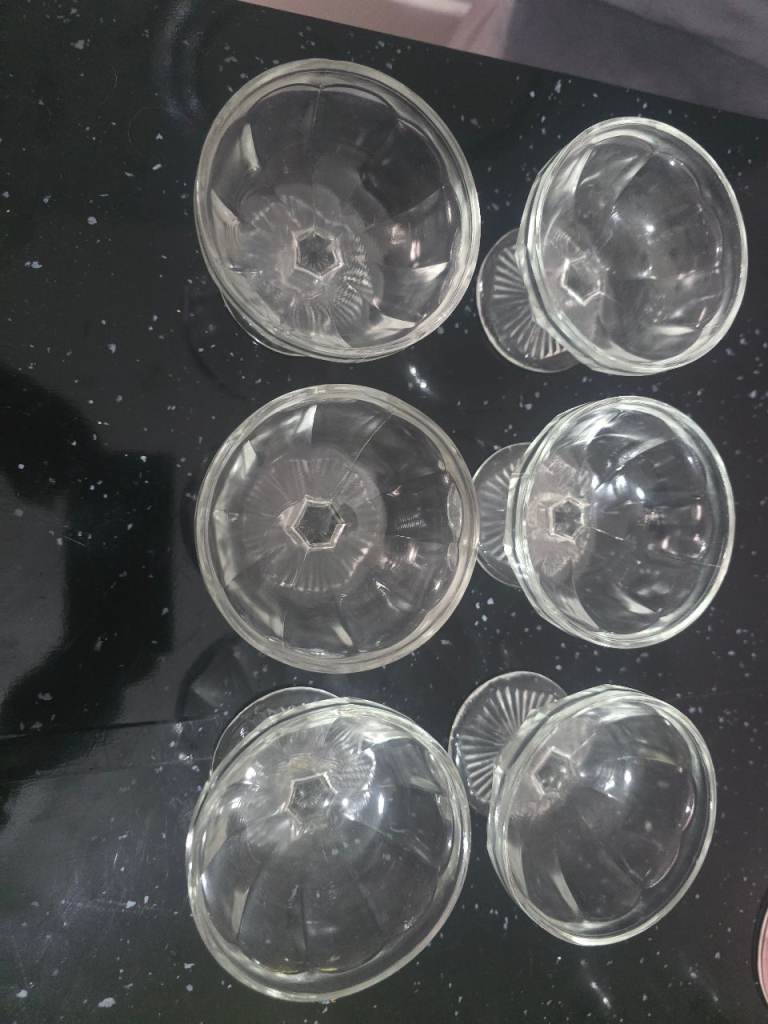 Vintage Glass Sundae Dessert Bowls Set of 6 – Retro Ice Cream / Trifle Dishes